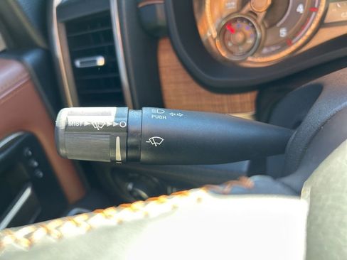 Used 2019 RAM 3500 Limited image 36