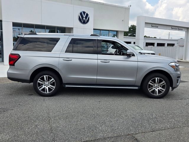 Used 2022 Ford Expedition Max Limited AWD/4WD image 16