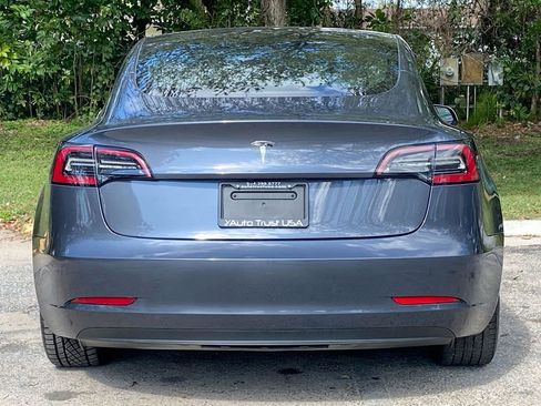 Used 2023 Tesla Model 3 Standard Range image 7