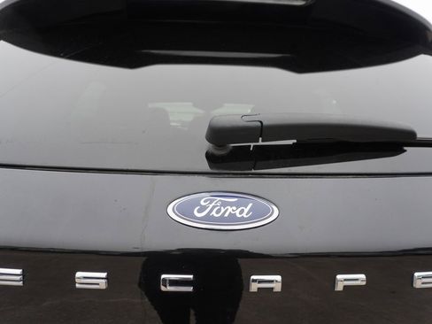 Certified 2024 Ford Escape ST-Line w/ Equipment Group 301A image 29