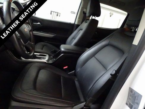 Certified 2022 Chevrolet Colorado ZR2 w/ ZR2 Dusk Special Edition image 2