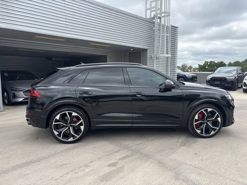 Used 2024 Audi RS Q8 AWD/4WD image 7