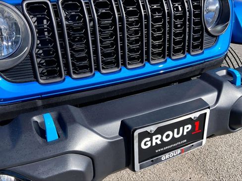 Used 2024 Jeep Wrangler Sport S w/ Convenience Group image 28