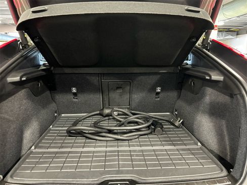 Certified 2023 Volvo C40 P8 Recharge Ultimate w/ Protection Package Premier image 27