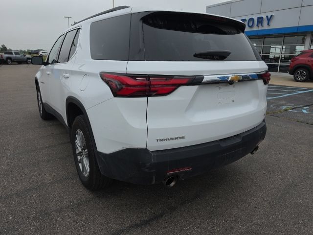 Used 2023 Chevrolet Traverse LT FWD image 4