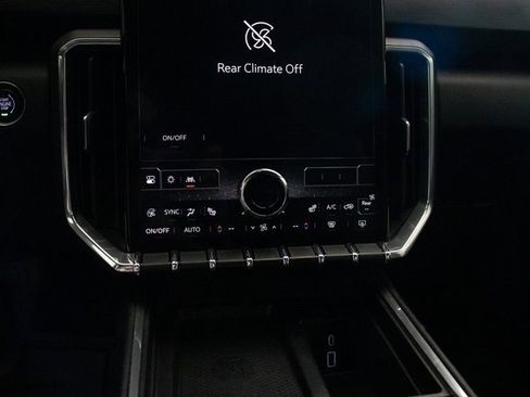 Used 2024 GMC Acadia Elevation image 34