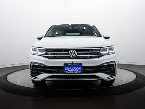 Used 2024 Volkswagen Tiguan SEL R-Line image 28