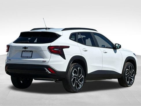 New 2026 Chevrolet Trax RS image 5