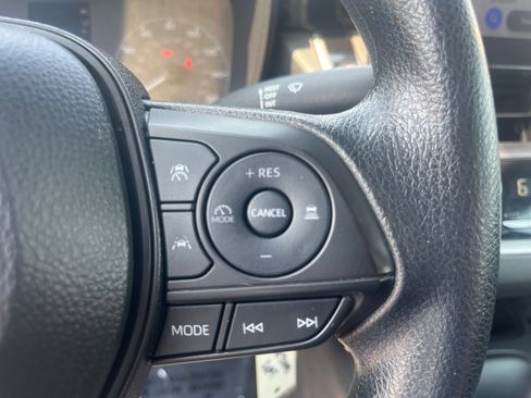 Used 2024 Toyota Corolla LE FWD image 14