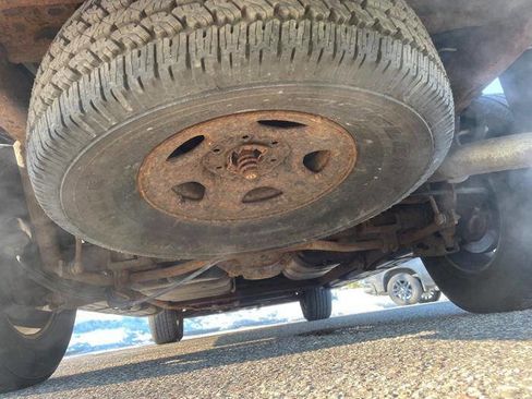 Used 2006 GMC Yukon XL SLT w/ SLT Preferred Equipment Group image 27