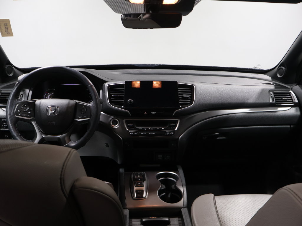 Used 2023 Honda Passport EX-L image 18
