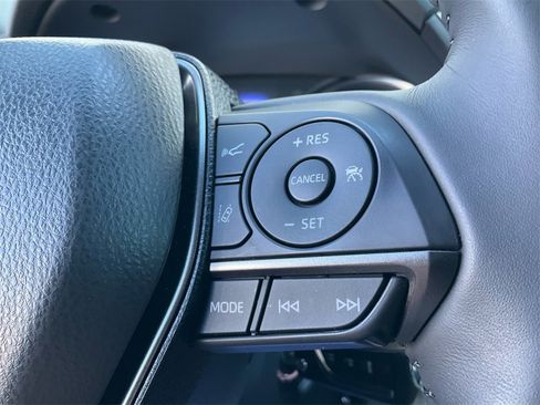 Used 2024 Toyota Camry SE image 35