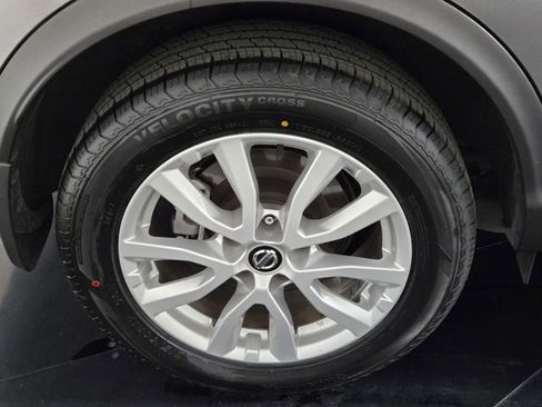 Used 2022 Nissan Rogue Sport S image 10