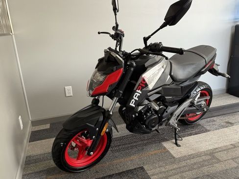 Used 2022 Nissan Rogue image 4