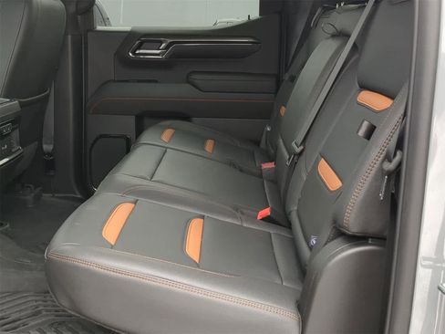 Used 2024 GMC Sierra 1500 AT4 w/ Technology Package image 26