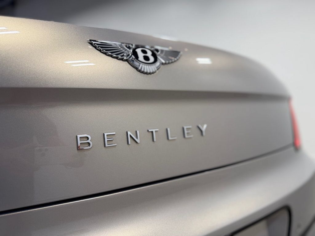 Used 2022 Bentley Flying Spur W12 AWD/4WD image 23