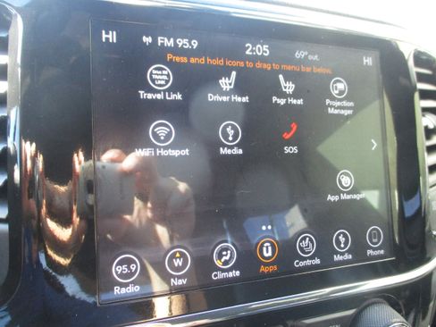 Used 2019 Jeep Grand Cherokee Altitude image 26