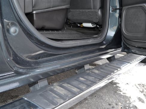 Used 2017 Chevrolet Silverado 1500 High Country image 46