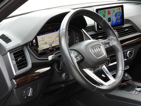 Used 2019 Audi Q5 2.0T Premium Plus w/ Premium Plus Package AWD/4WD image 56