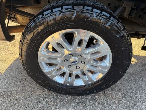 Used 2014 Ford F150 Platinum AWD/4WD image 8