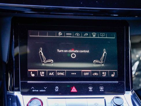 Used 2023 Audi e-tron S Prestige w/ Prestige Package image 23