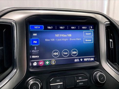 Used 2020 Chevrolet Silverado 1500 RST AWD/4WD image 19