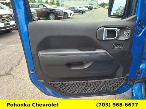 Used 2022 Jeep Wrangler Unlimited Sahara w/ Cold Weather Group AWD/4WD image 20