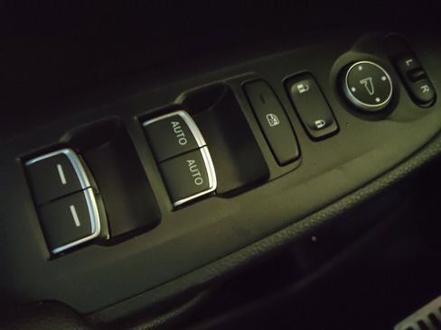 Used 2021 Honda Accord Sport image 27