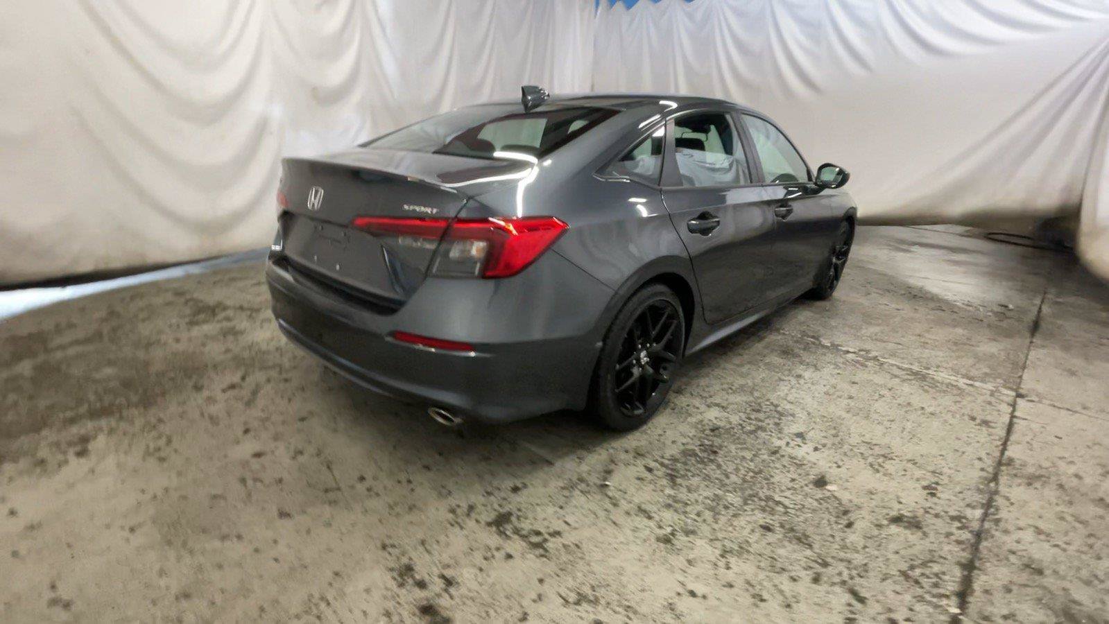 Used 2024 Honda Civic Sport image 6