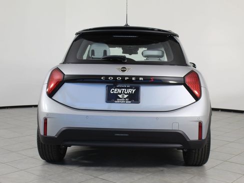 New 2026 MINI Cooper S image 10