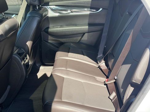 Used 2024 Cadillac XT5 Premium Luxury FWD image 7