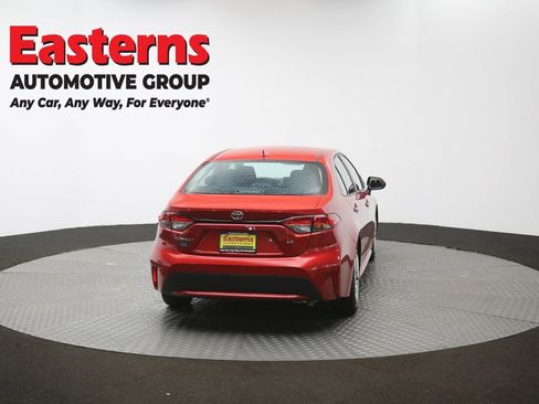 Used 2020 Toyota Corolla LE FWD image 37