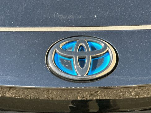 Used 2025 Toyota Corolla SE image 37