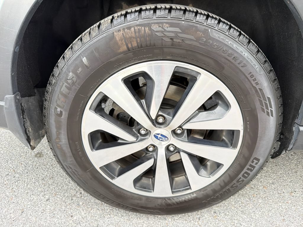 Used 2020 Subaru Outback Premium AWD/4WD image 16