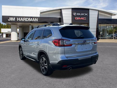 Used 2024 Subaru Ascent Touring image 5