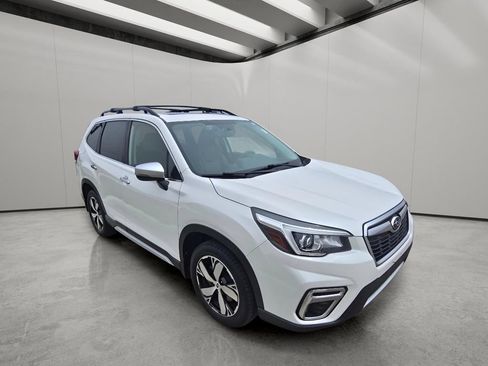 Used 2019 Subaru Forester Touring AWD/4WD image 7
