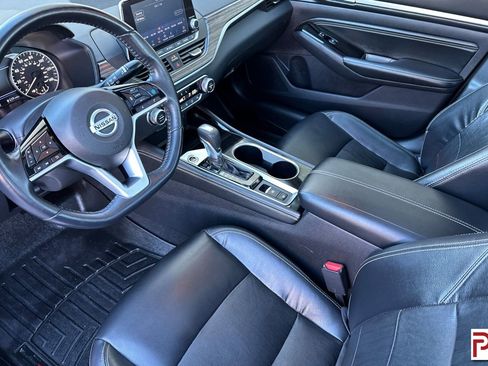 Used 2020 Nissan Altima 2.5 Platinum image 10