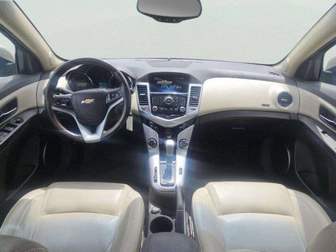 Used 2014 Chevrolet Cruze LT w/ Sun, Sound and Sport Package FWD image 8