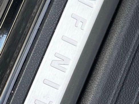 Certified 2024 INFINITI QX60 Pure image 24