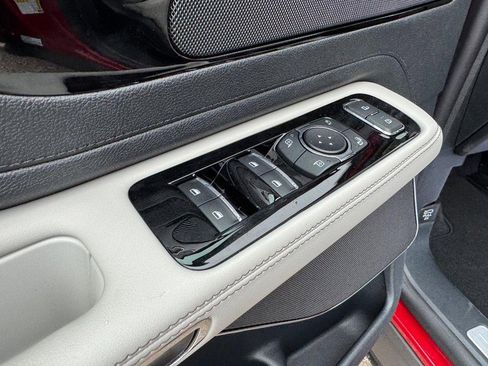 New 2025 Lincoln Aviator AWD w/ Equipment Group 101A image 18