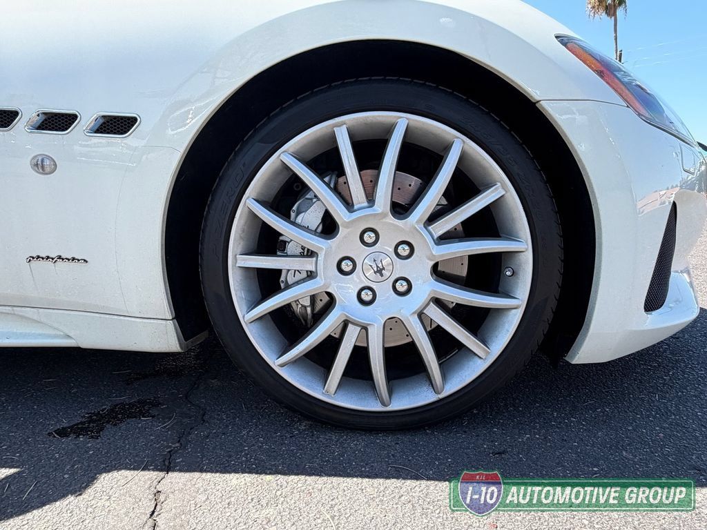 Used 2018 Maserati GranTurismo Sport RWD image 12