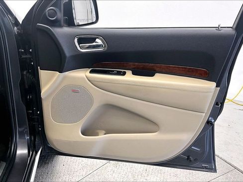 Used 2016 Dodge Durango Citadel w/ Premium Entertainment Group image 19