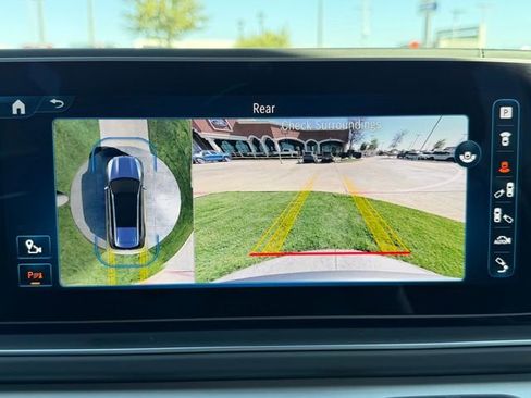 Used 2024 Mercedes-Benz GLS 63 AMG 4MATIC image 20