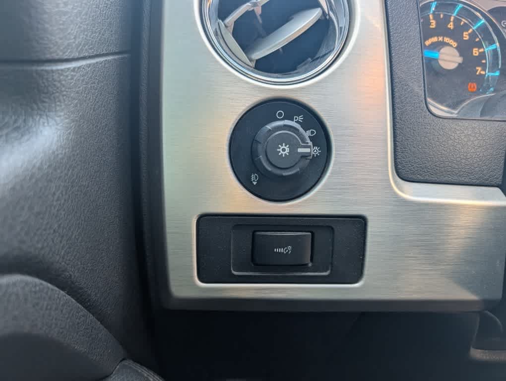 Used 2014 Ford F150 Platinum AWD/4WD image 16
