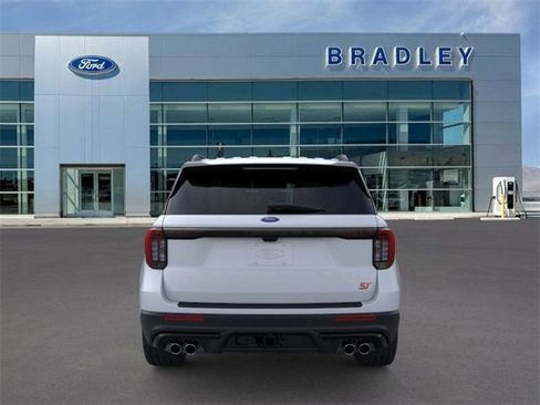 New 2026 Ford Explorer ST image 5