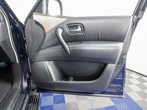 Used 2024 Nissan Armada SL image 17