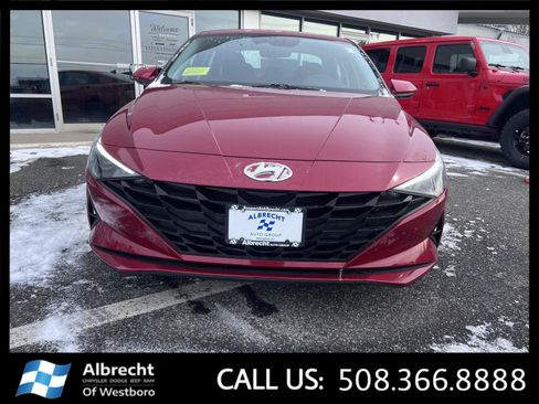 Used 2023 Hyundai Elantra SEL image 8