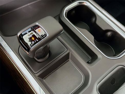 New 2026 GMC Sierra 1500 Elevation w/ Preferred Package AWD/4WD image 11