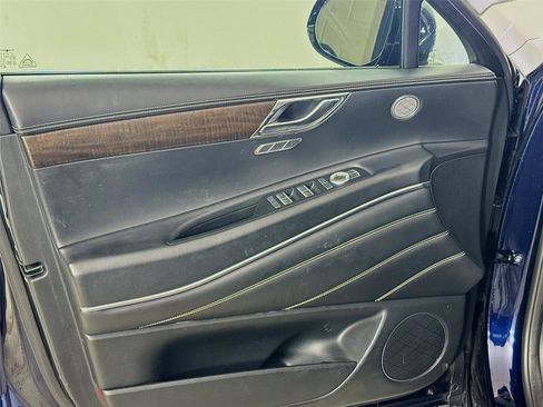Used 2024 Genesis GV80 2.5T image 11