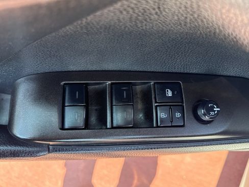 Used 2022 Toyota Camry SE FWD image 10